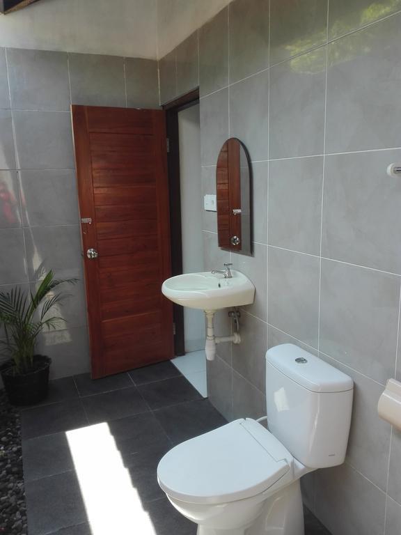 Swara Homestay 2 Lembongan Exteriör bild